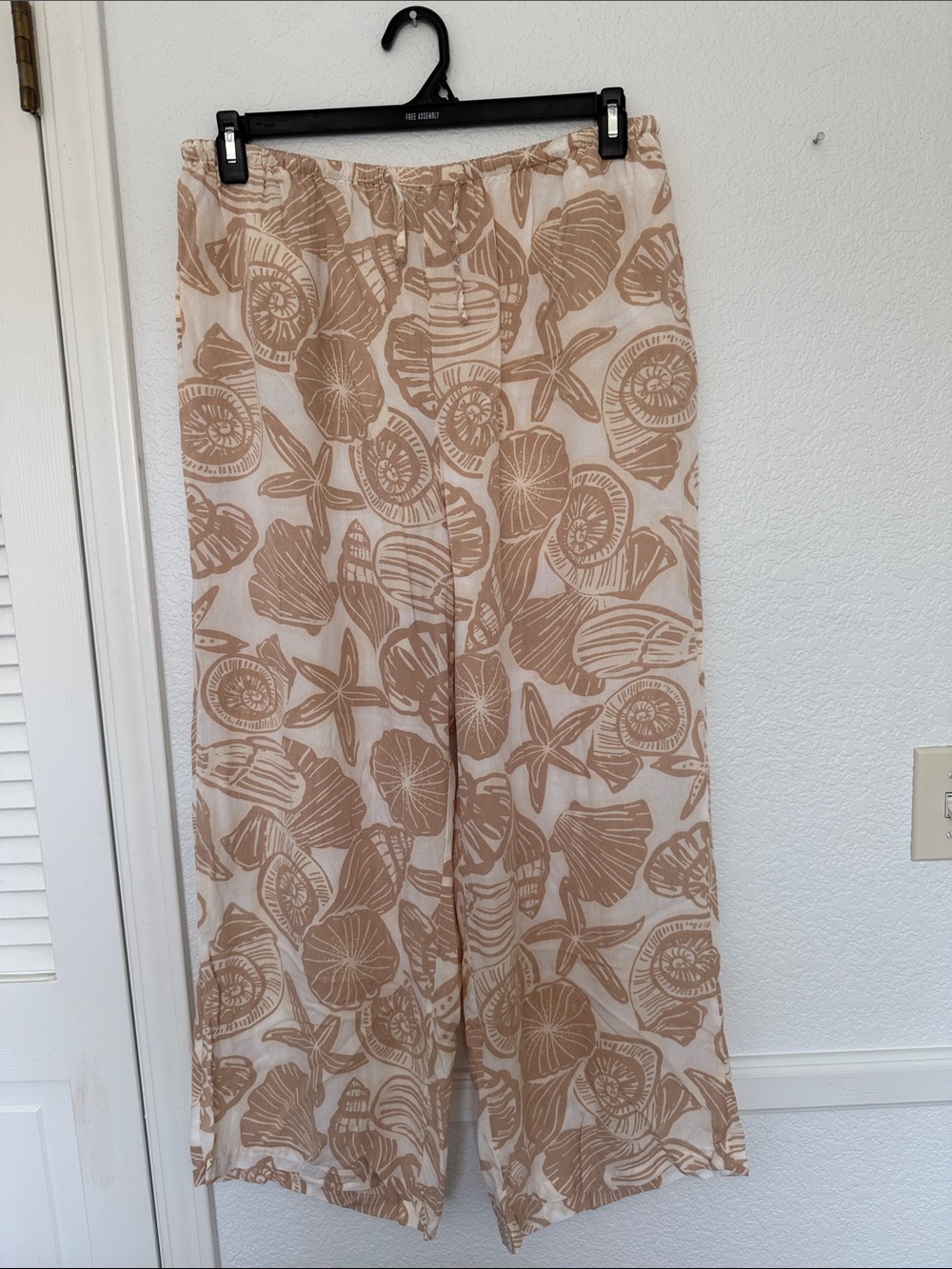Women's Beige Wide-Leg Printed Beach Pants